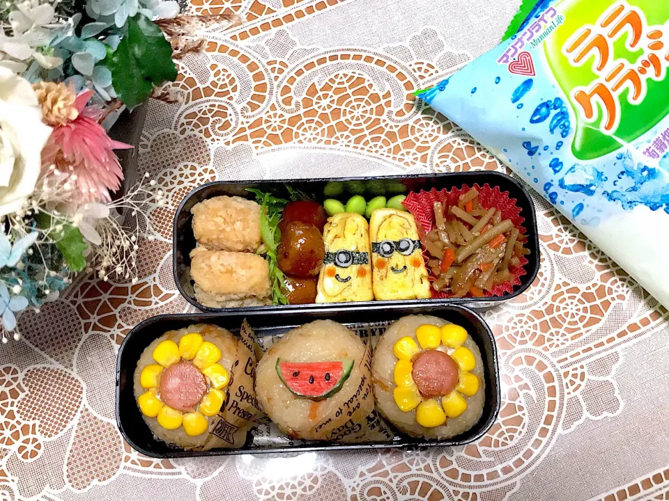 娘部活弁当は
とり五目御飯の夏おにぎり弁当🎀

 #娘弁当  #娘部活弁当  #中学生女子弁当  #中学生弁当  #デコ弁  #キャラ弁  #ミニオン  #ミニオンズ弁当|makoさん