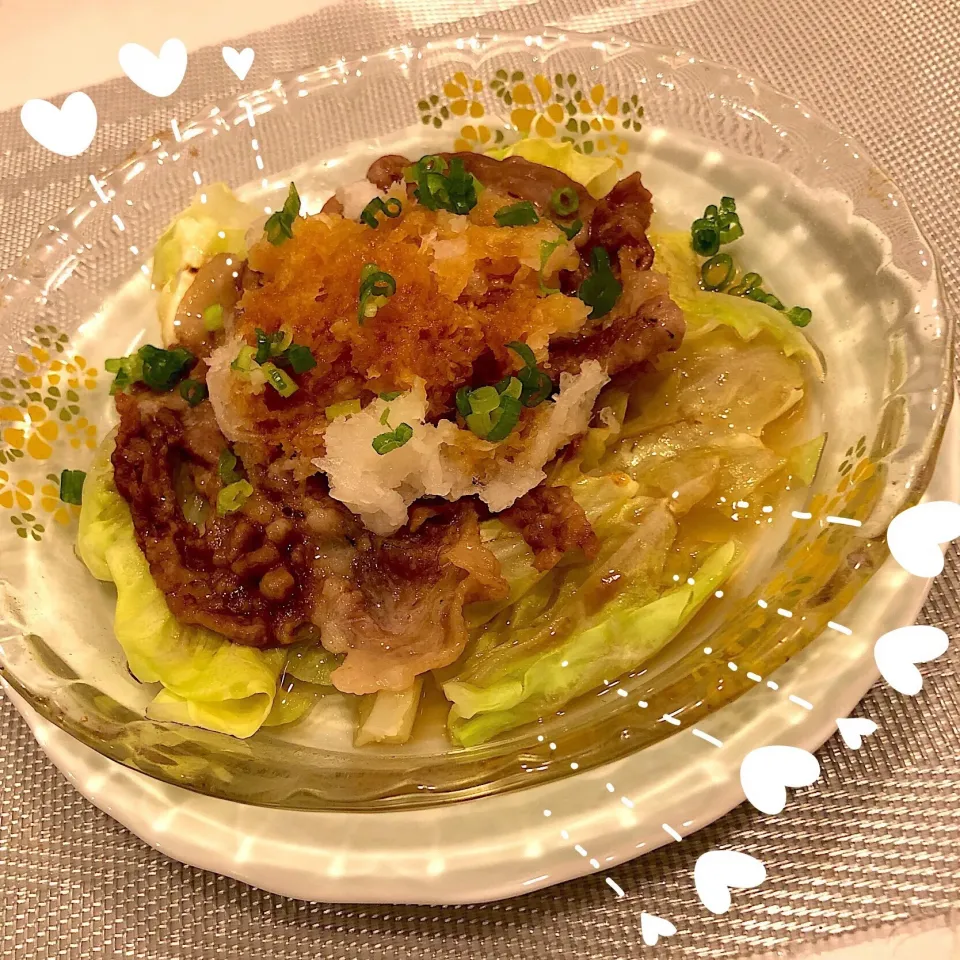 Snapdishの料理写真:みったんの 豚肉とキャベツのおろしだれ🎶🥰🎉🎉🎂|まるまさん