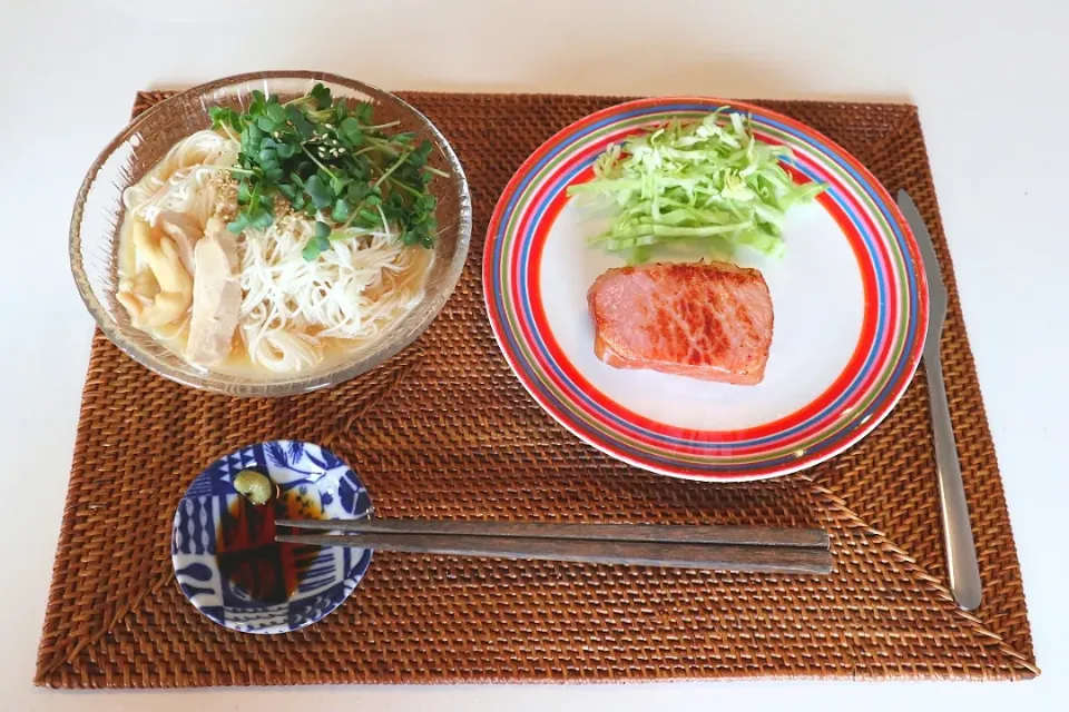 今日の昼食 甘酒そうめん、ハムステーキ|pinknari🐰🌈さん