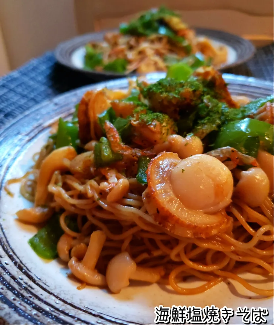 Snapdishの料理写真:桜えびとベビーホタテの海鮮塩焼きそば|kimikimi❤kitchenさん