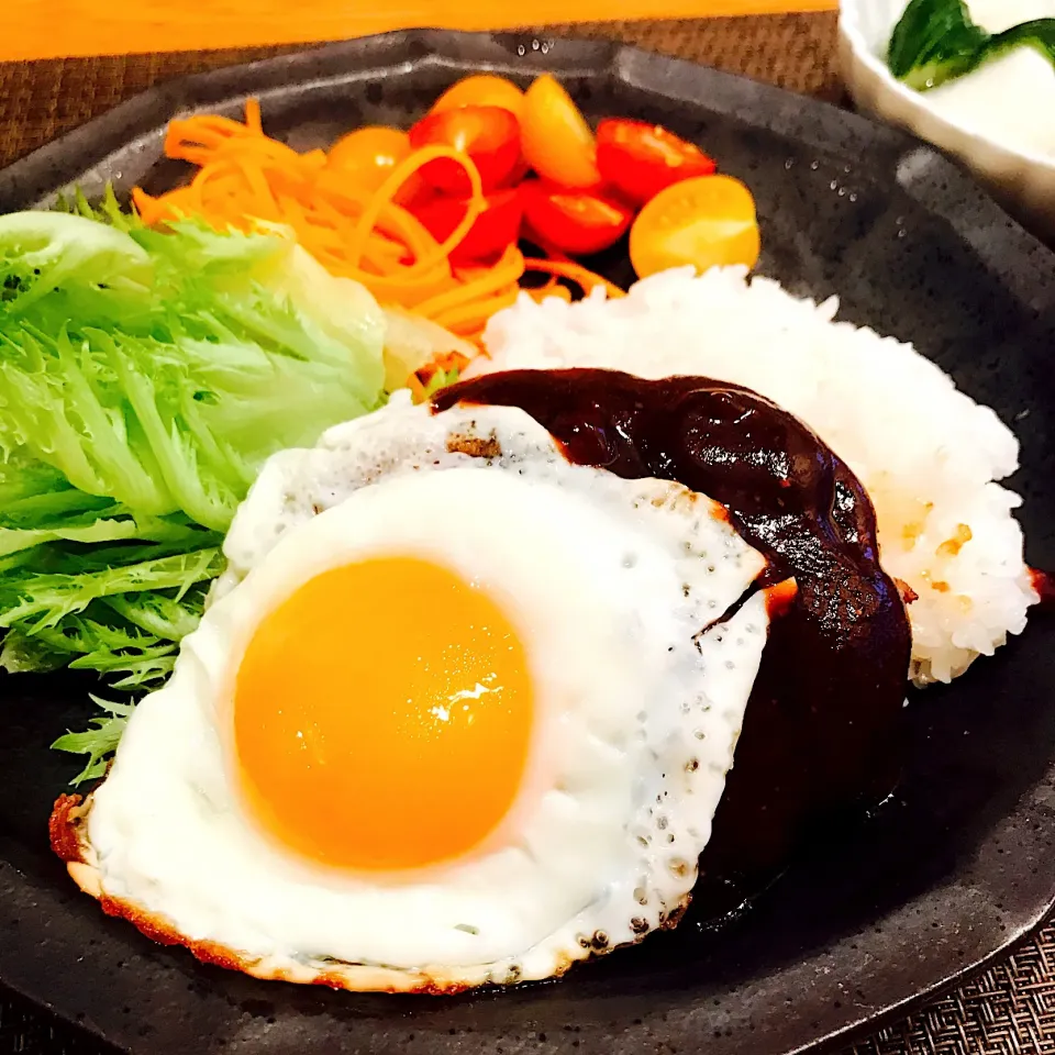 ロコモコ丼
バンバークに糀甘酒プラス
糀パワーですね
#ロコモコ丼|いちごさん