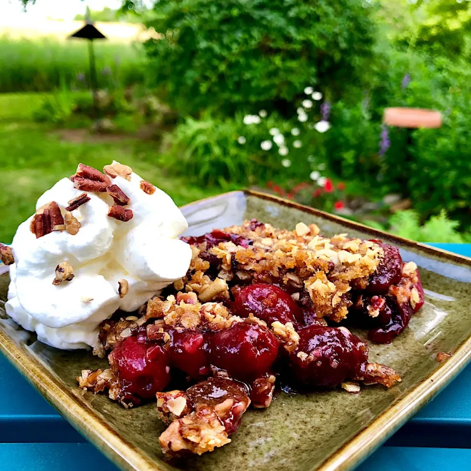 Oatmeal pecan cherry crumble #baking #cherry #pecan #oatmeal|Dean M Rogersさん