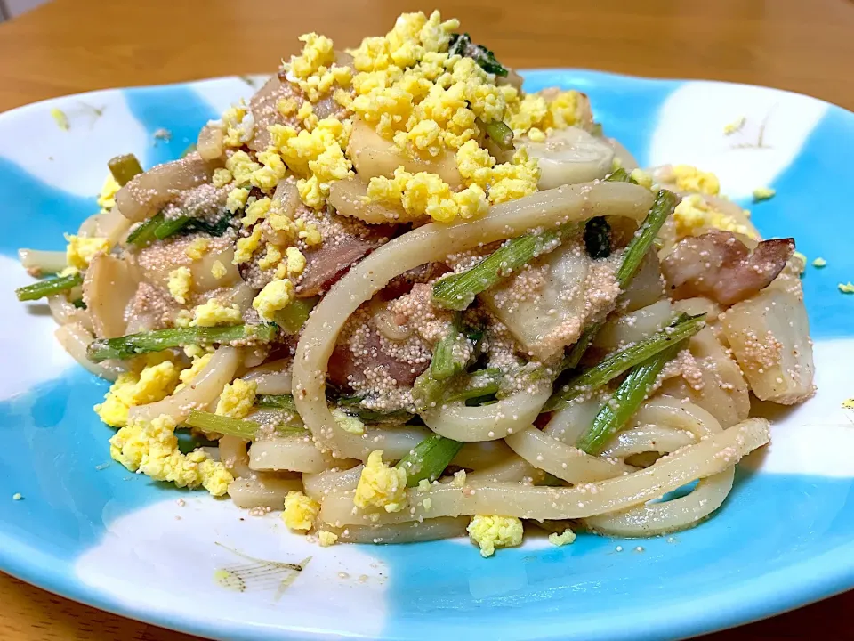 明太子とカブの焼きうどん|ぴーまんさん