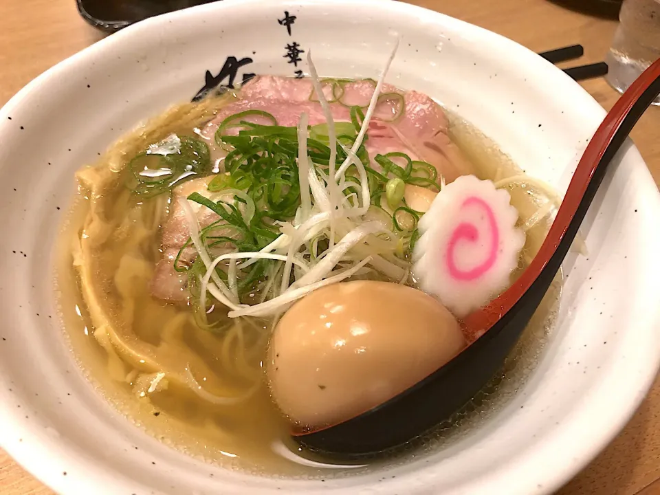 Snapdishの料理写真:中華そば葵の特製塩中華🍜|inoさん