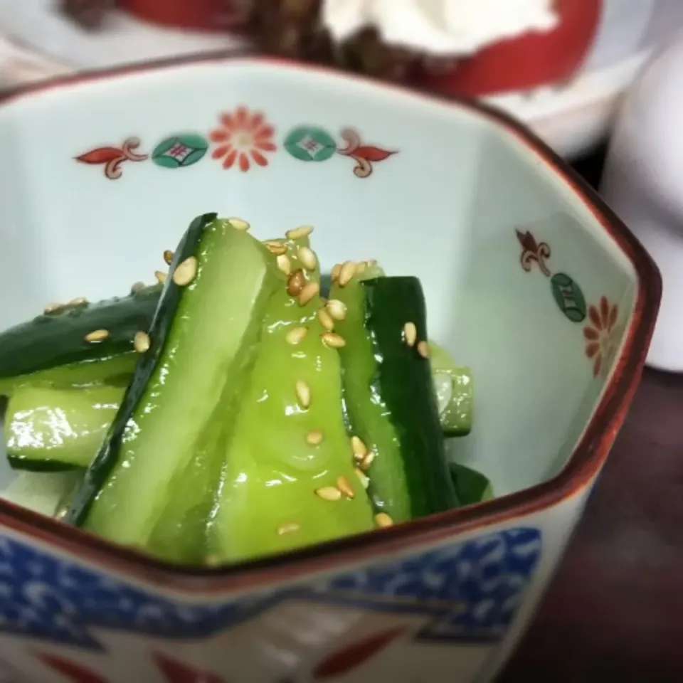 箸休めに❗️タタキきゅうり|りょうさん