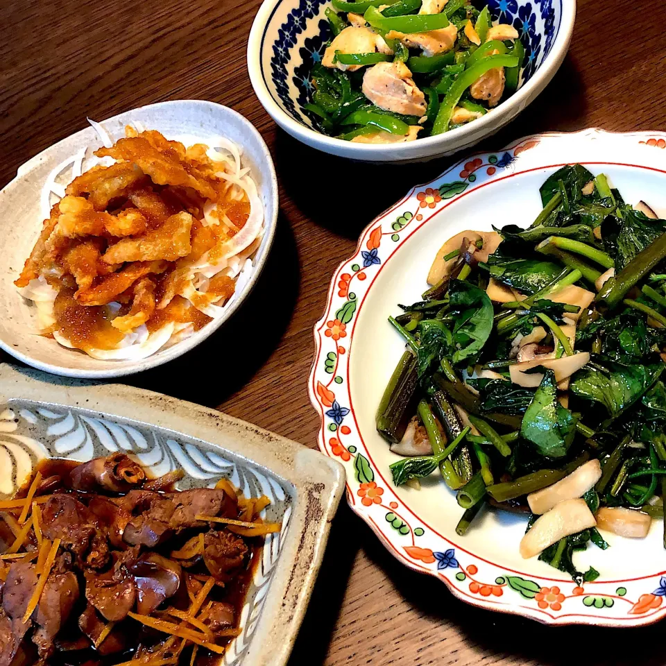 空芯菜と本しめじの炒め物
鶏皮ポン酢
サーモンピーマン
鶏肝の甘辛煮|モスグリーンさん