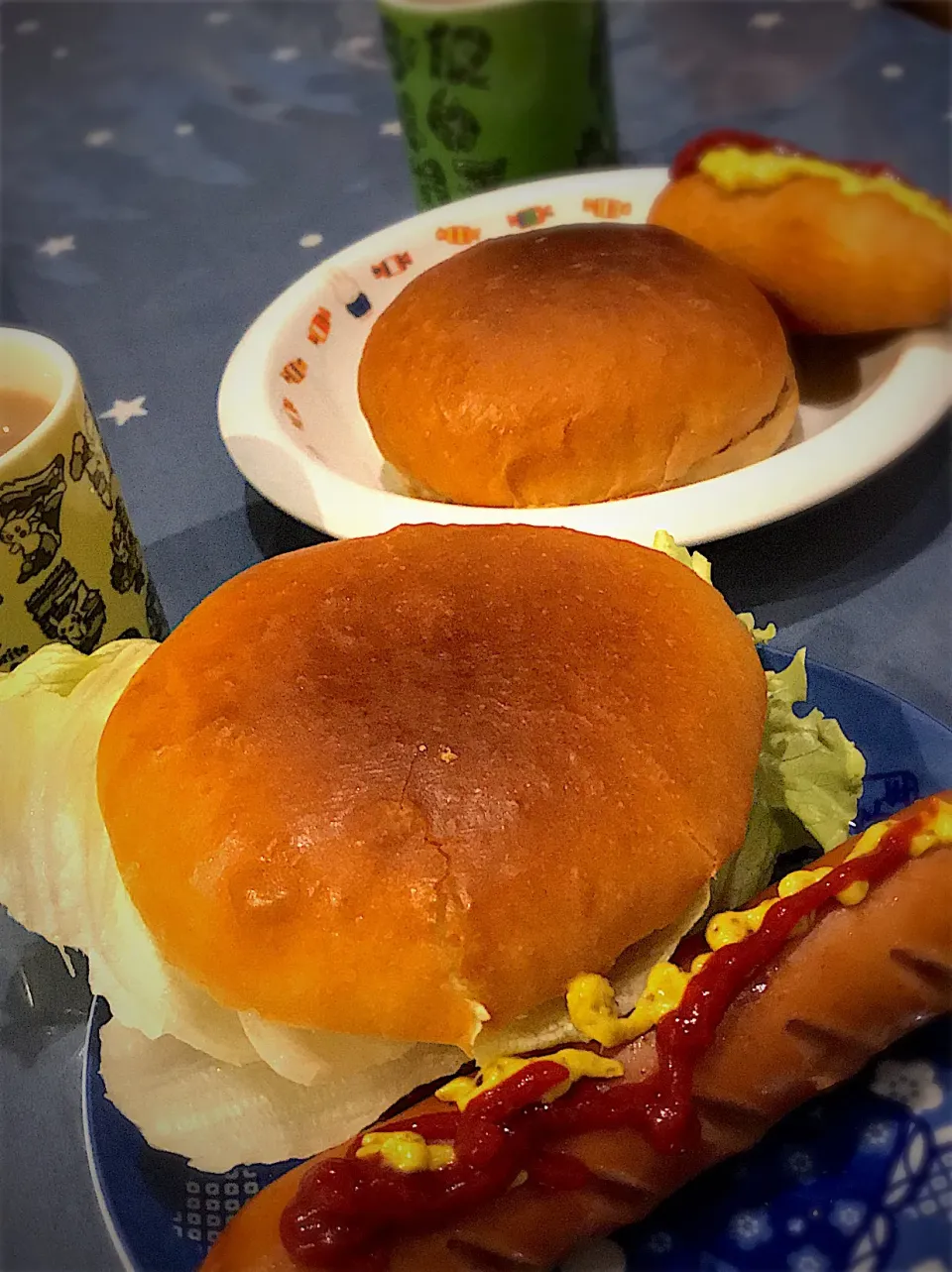 ハンバーガー🍔  フランクフルト  カフェオレ☕️|ch＊K*∀o(^^*)♪さん