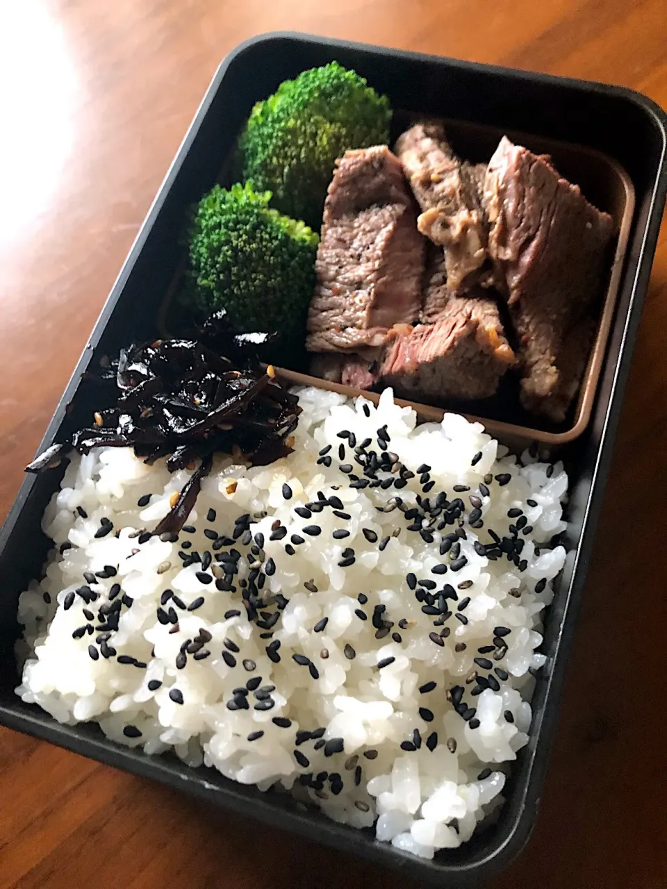 本日のお弁当🍱|ラックさん