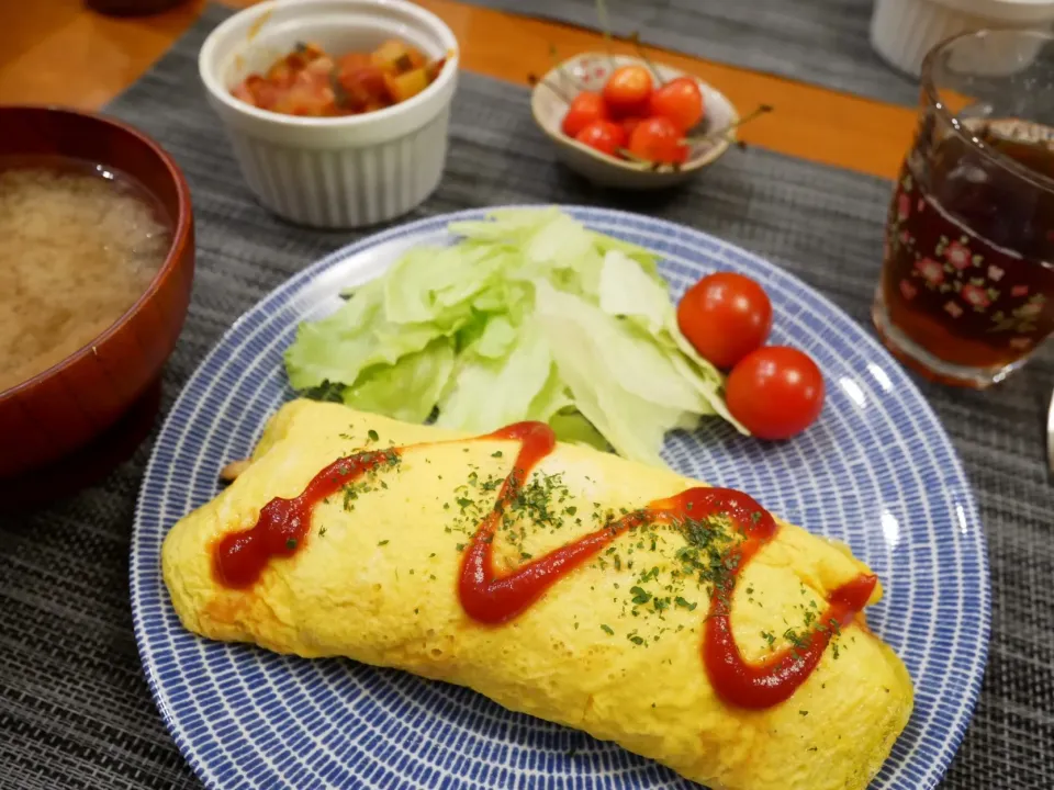 Snapdishの料理写真:19/07/01 夕飯♪ オムライス|ikukoさん