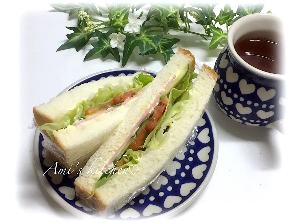 Snapdishの料理写真:あみさんの料理 糀甘酒入り✨山パン😊🍀サンドイッチ🥪|あみさん