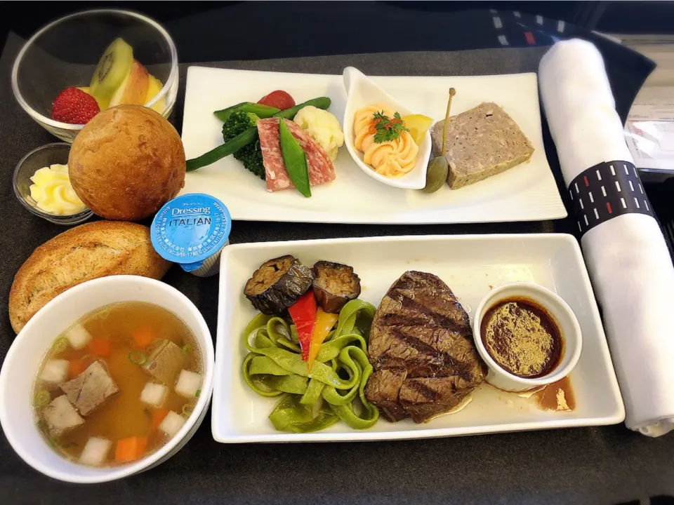 JAL 機内食✈️😋🍴|Kashimanakitchenさん