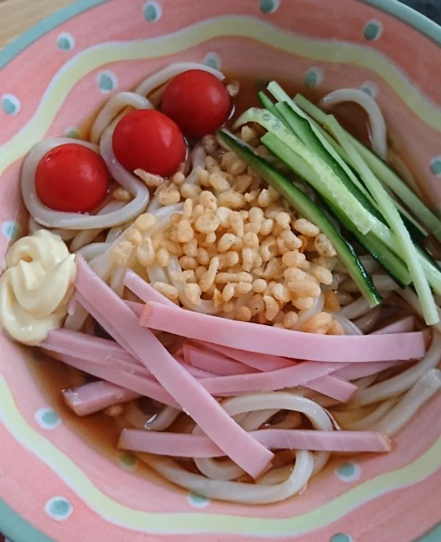 サラダうどん🍅🥒|しまだ ちえこさん