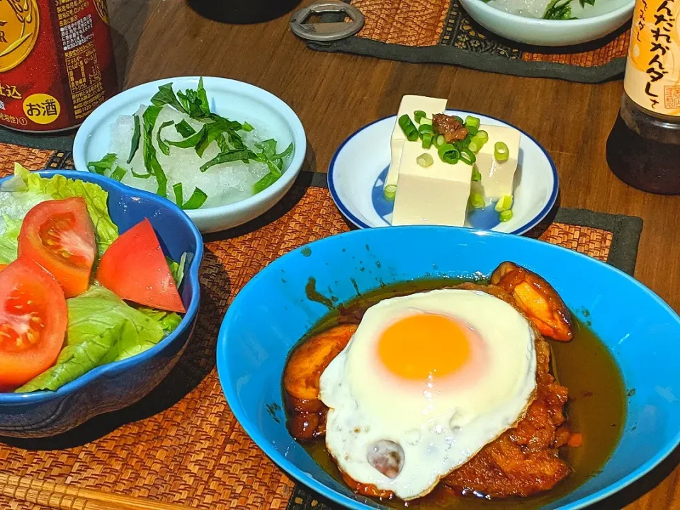 目玉ハンバーグ＆大根おろし＆冷奴＆トマトサラダ|まぐろさん