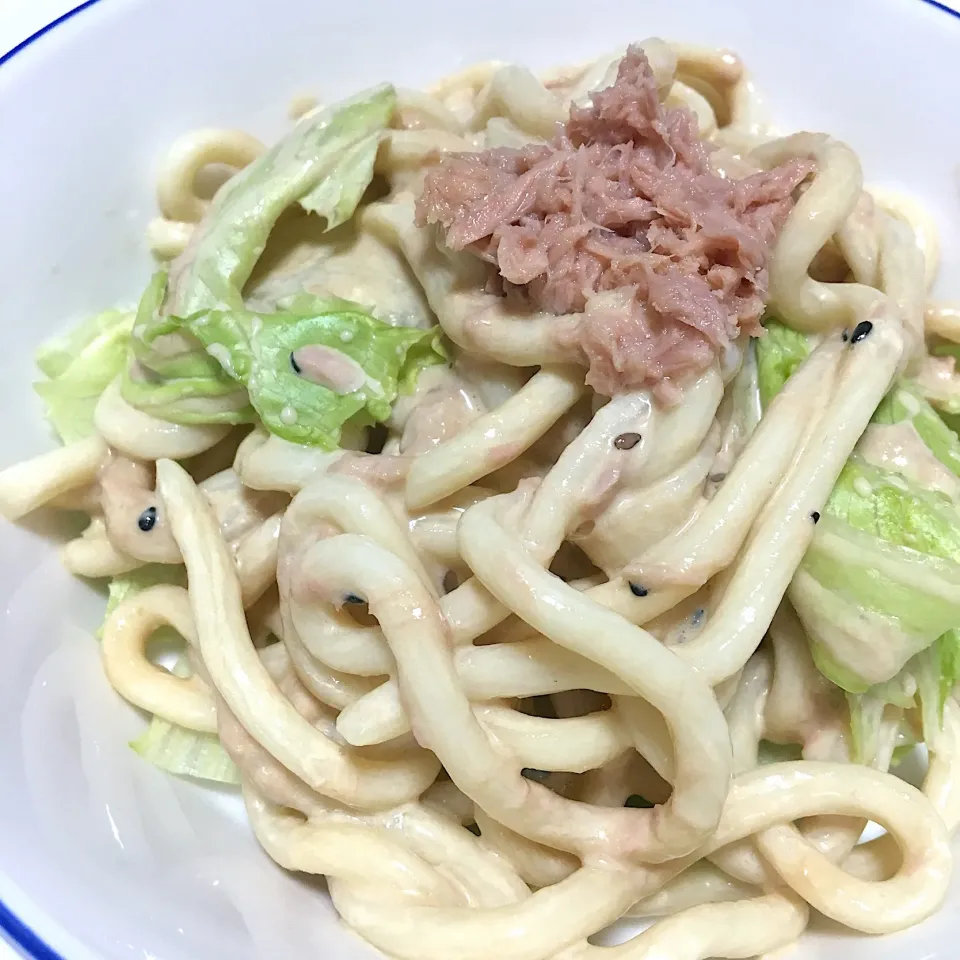 レタスとツナのクリーミー豆乳うどん|まちゃこさん