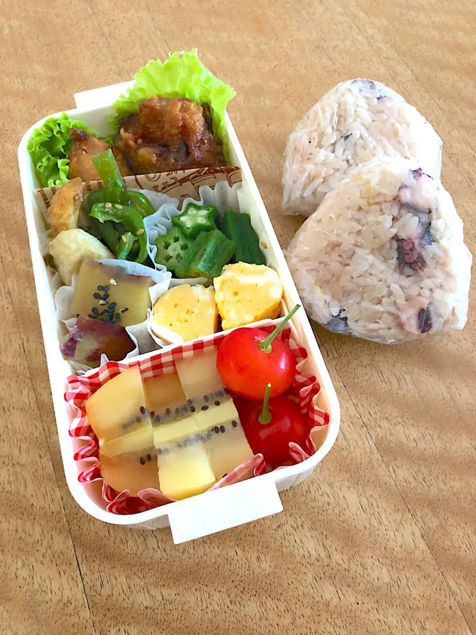 たこ飯おにぎり弁当🐙|Sakikoさん