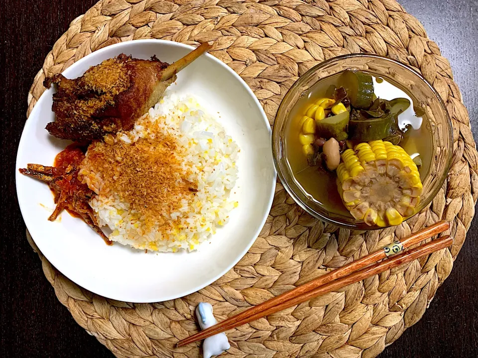 Bebek serundeng & sayur asem|yeni kartikasariさん