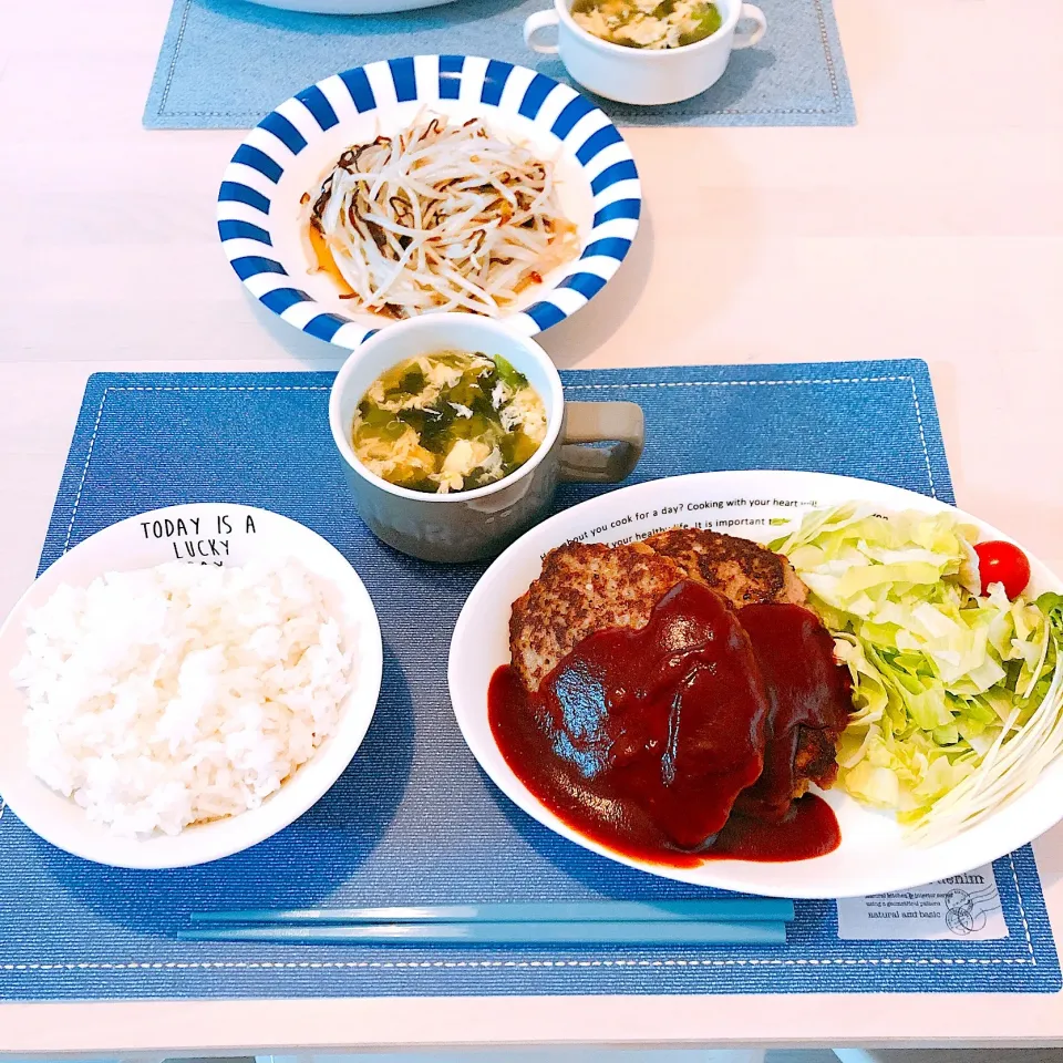 #夜ご飯#ハンバーグ#ジャンボハンバーグ#手作りソース#ごはん#スープ|luccaさん