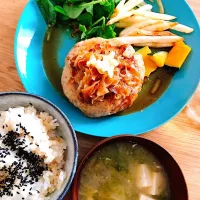 Snapdishの料理写真:和風ハンバーグ♩|asuka405さん