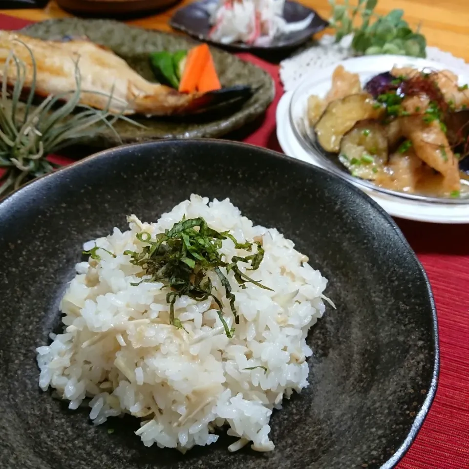 ぶりさんさんの料理 新生姜の炊き込みご飯🍚|とまと🍅さん