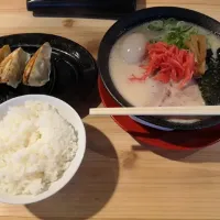 昼食|きゅうざぶろうさん