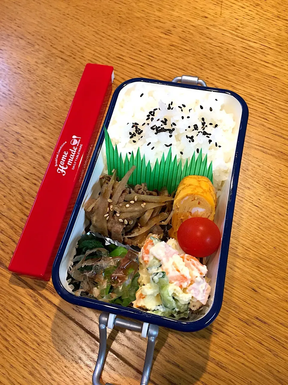 JK☆DK弁当  牛肉と牛蒡の甘辛煮|まつださんさん