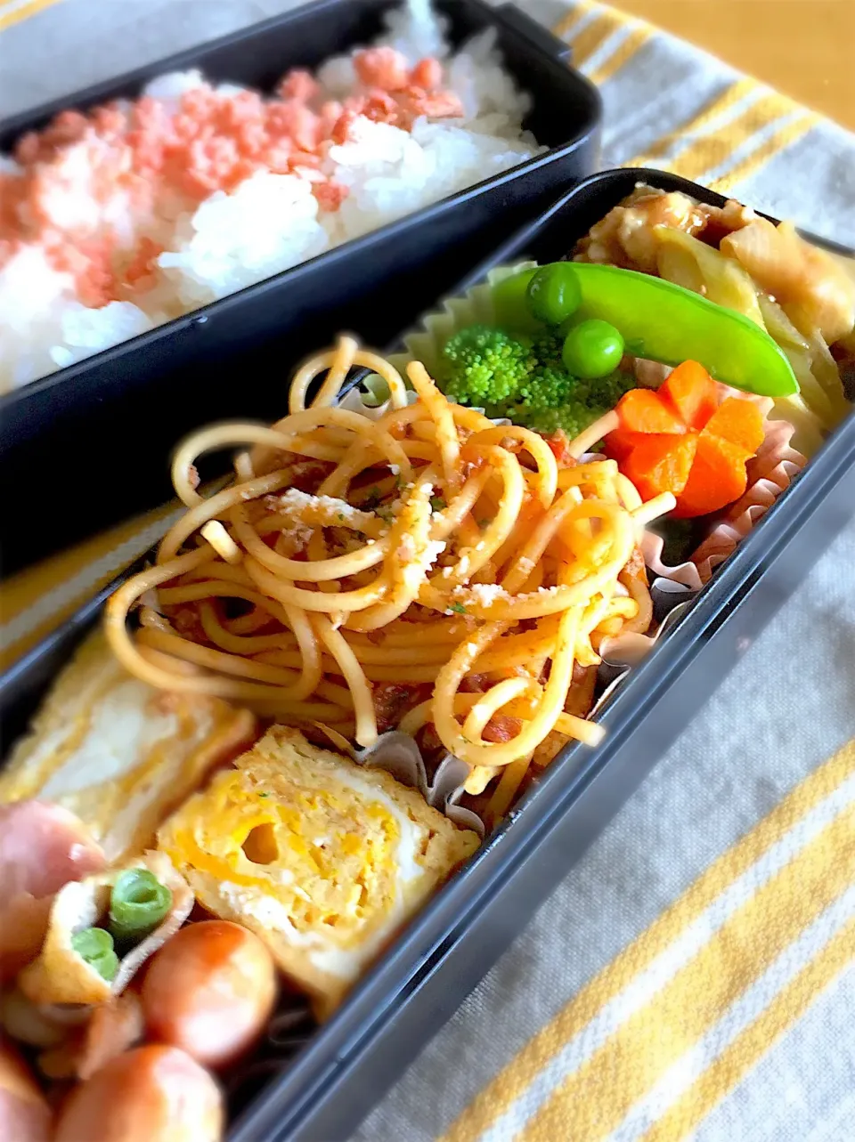 完熟トマトのボロネーゼと厚揚げの肉味噌のお弁当|Lily2525さん