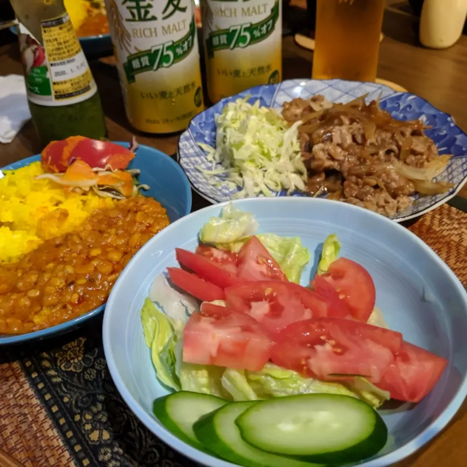 トマトサラダ＆豚の生姜焼き＆ダルカレー|まぐろさん