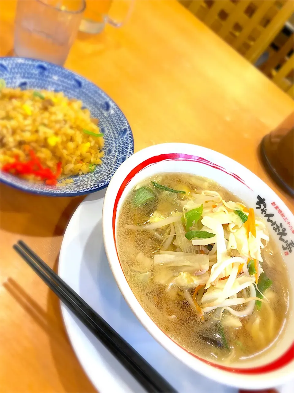 ちゃんぽん亭総本家
ちゃんぽん麺＆半チャーハン|Hiro Yanさん