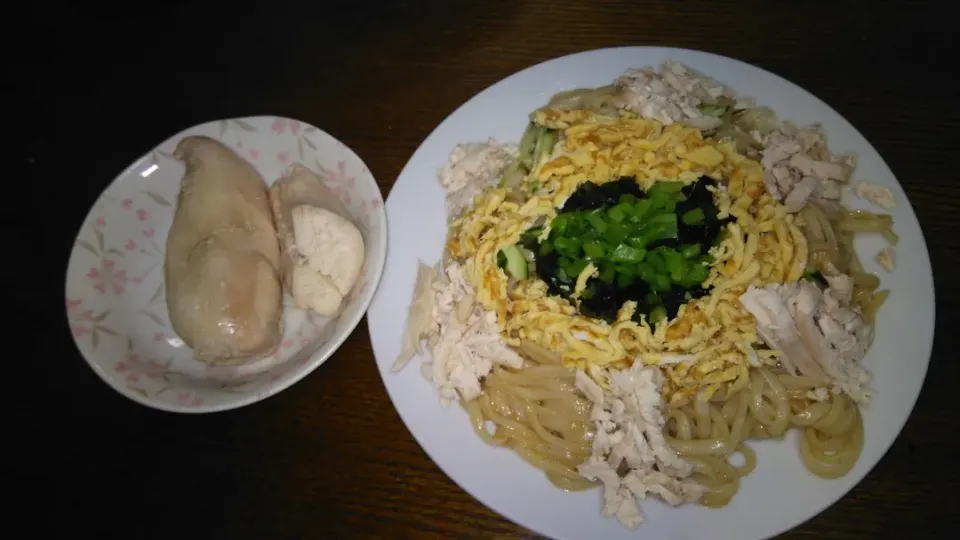 マルコメさんの甘酒モニター当選ありがとうございます😀
甘酒を飲む機会が今まで無かったので、嬉しいです♥
麹甘酒の素で鶏ハムを作ってみました✨
柔らかすぎて崩れました(ToT)笑
美味しく頂きました〜!ごちそうさまです😀|すず(*^^*)さん