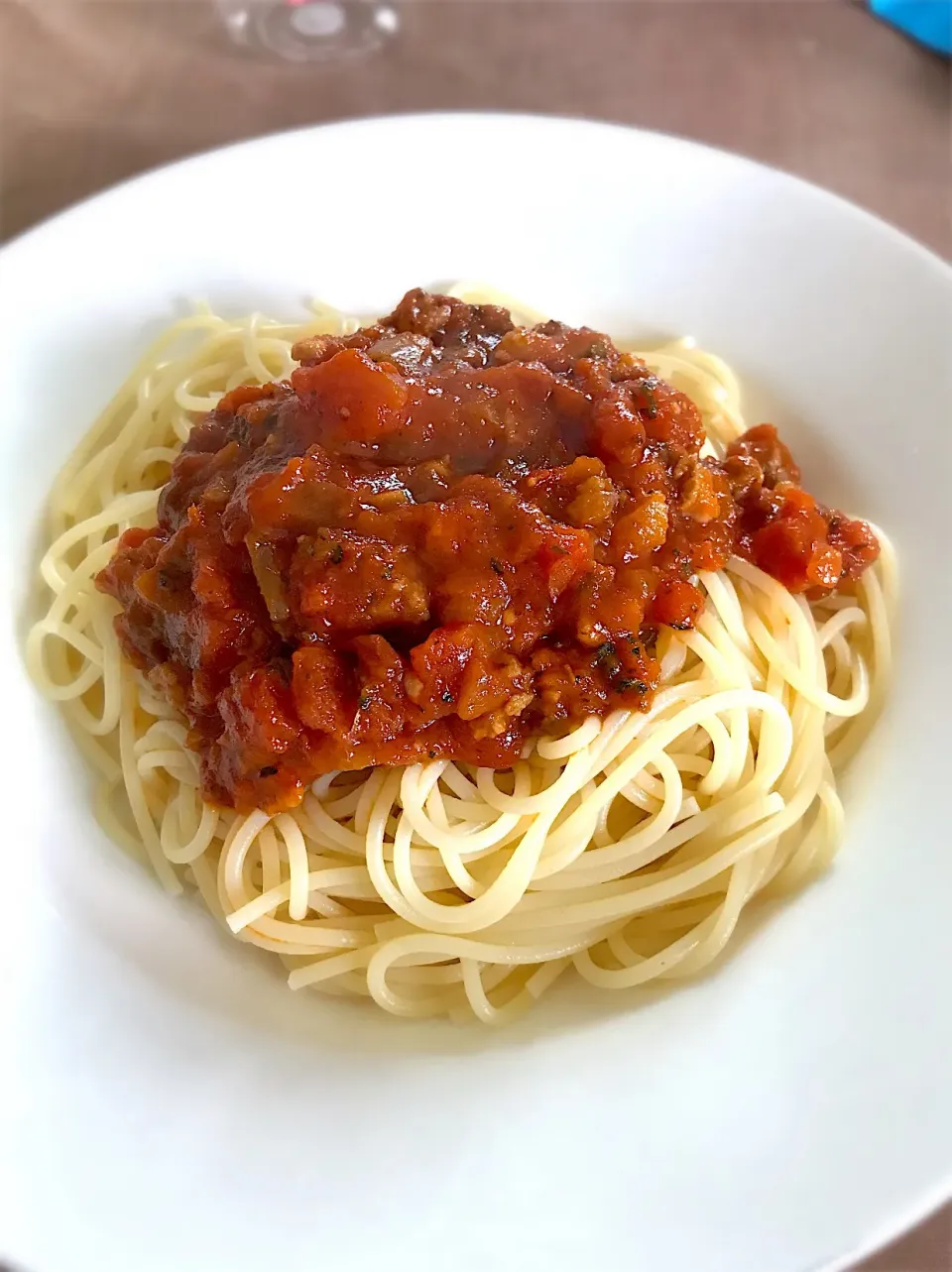 手作りラグーとデーブ家のトマトソースのパスタ 自家製ドライオレガノ風味|カピバラおやじさん