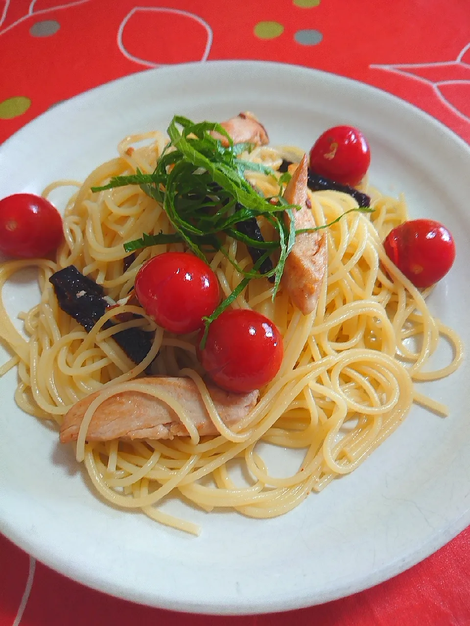 鶏ささみとドライトマトのパスタ|ぱやさん