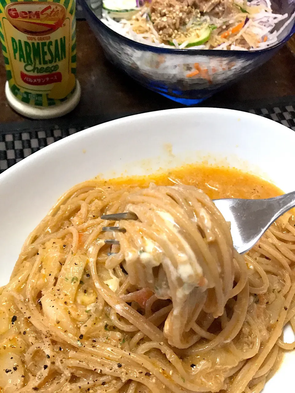 ほぐし蟹と完熟トマトのかにクリームチーズソースを食物繊維のパスタに合えて🦀🍅🧀|ま〜てぃんさん