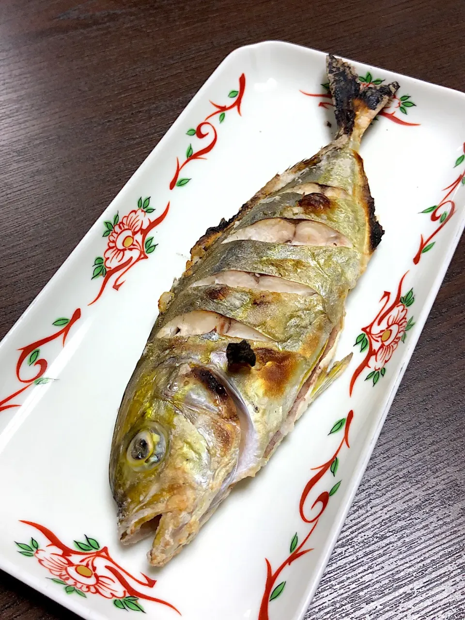 ショゴの塩焼き|リトルターン(釣った魚の料理垢)さん