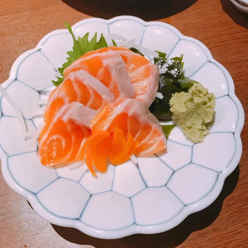 サーモンのお刺身🐟|ちゃみこさん