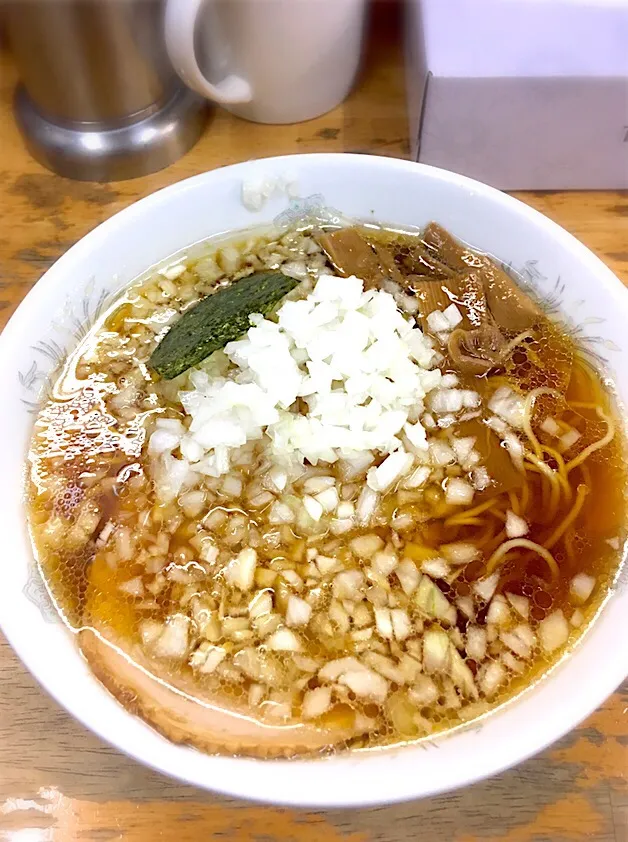 ラーメン(玉子麺)＋薬味増し
@ 中華そば専門店 丸幸|morimi32さん