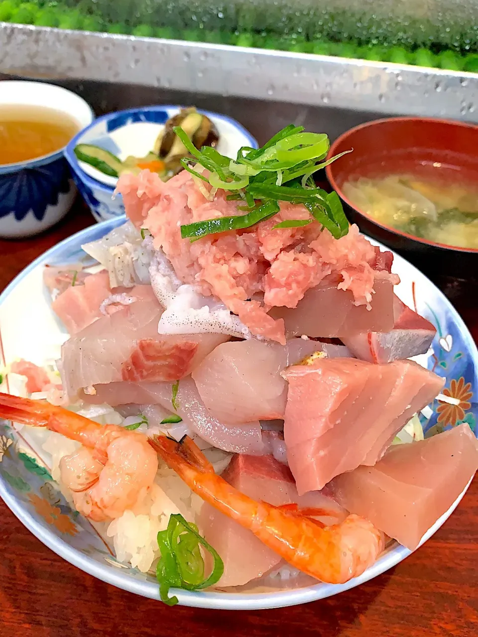 まかない丼→👏👏👏|桜 かおりさん