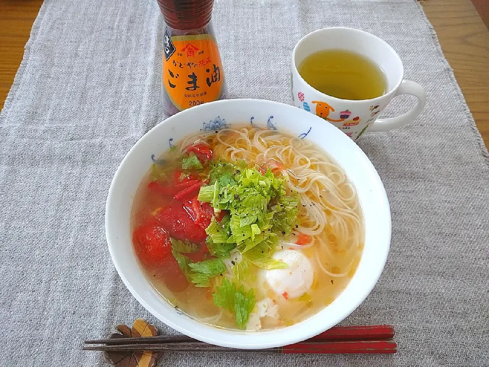 トマトと卵の白湯スープ
素麺入り|卯月さん