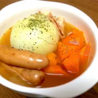 丸ごと玉ねぎのコンソメスープ|けんてぃさん