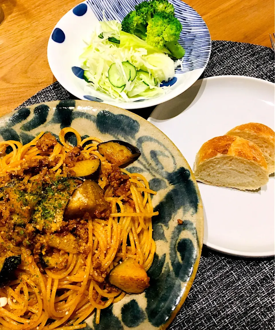 今日の夜ごはんは、
ナス入りボロネーゼパスタ✨|ミッチ☆ママさん