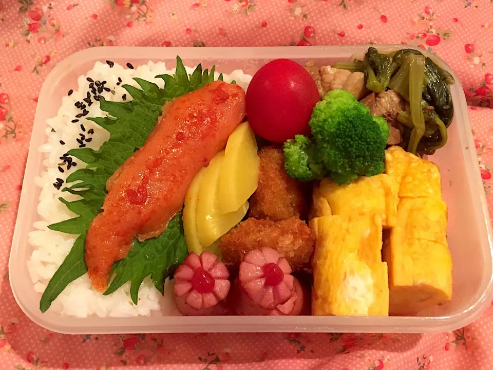 Snapdishの料理写真:2019年7月10日
旦那さんのお弁当🍱👨‍✈️👨‍🔧👷🏻‍♂️🚊✌️💪🏼💞❤️|Kodomo Cookingさん