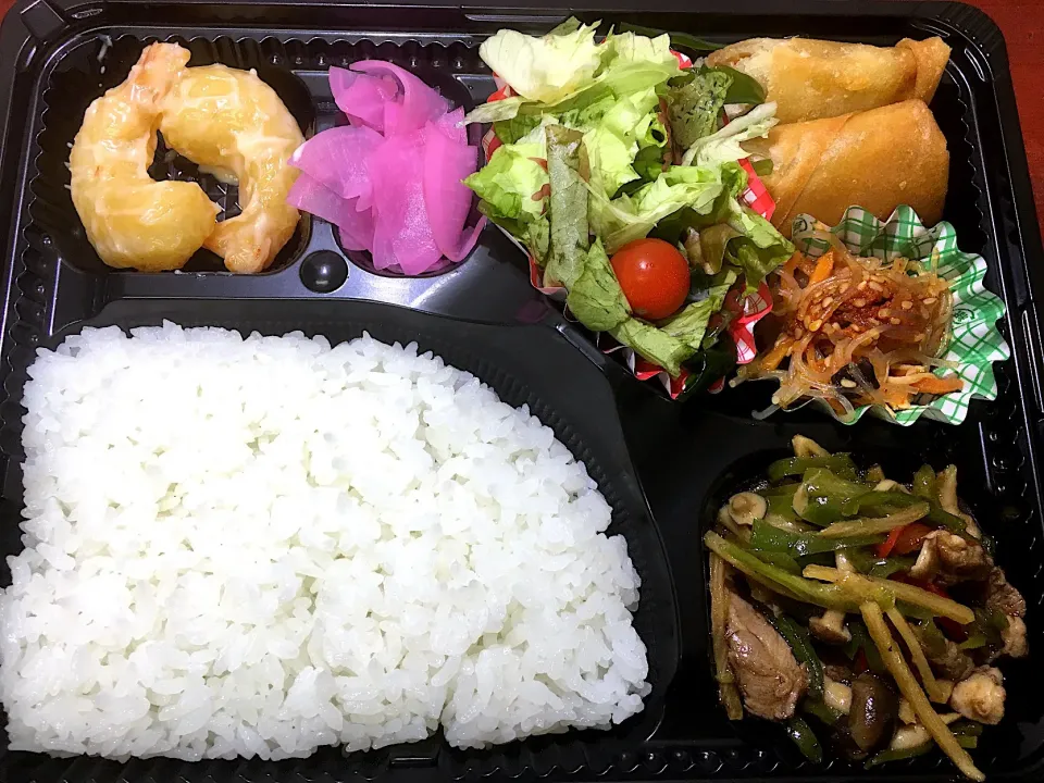 彩野菜のチンジャオロース 日替わり弁当 宅配ランチ 豊川市配達|Naokazu Kuritaさん