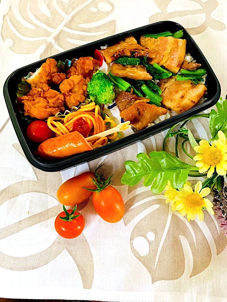 Snapdishの料理写真:#お弁当   #部活男子お弁当。 
今日のお弁当
豚丼、唐揚げ、パスタ、|yukaさん