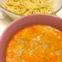 Snapdishの料理写真:ピリ辛つけ麺|ぷーちーcoupleさん