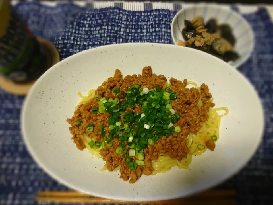 ☆汁なし担々麺
☆茄子とツナの海苔ごま和え
☆strongzeroグレフル(•̀ω•́)و ✧|☆Chieco☆さん