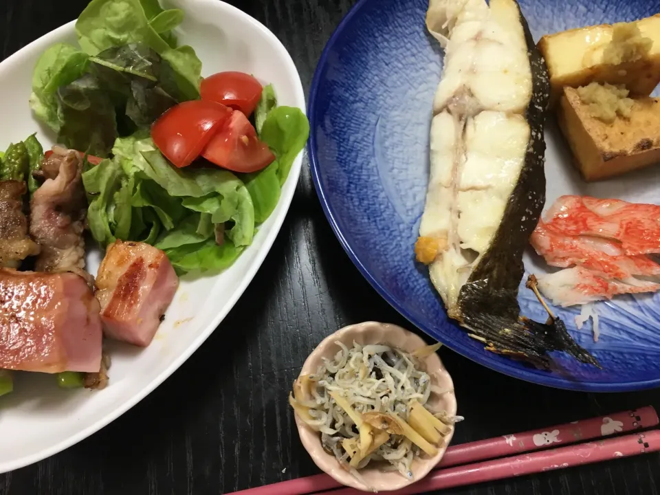 Snapdishの料理写真:ヒラメの塩焼き 肉巻きアスパラ|バジルママさん