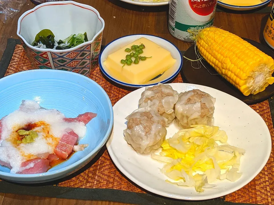 Snapdishの料理写真:酢の物＆トウモロコシ＆シウマイ＆お刺身の山かけ＆玉子豆腐|まぐろさん