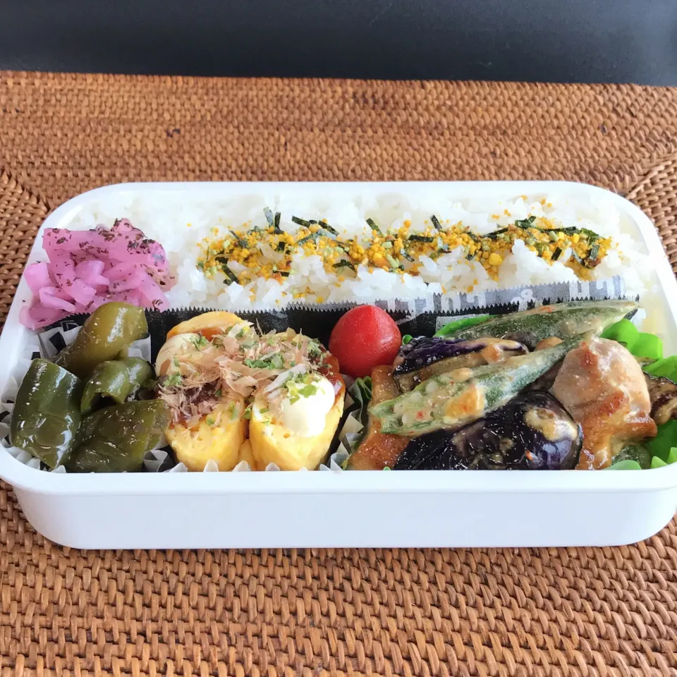 おじさん弁当🍱  ☆ Jul.11.2019 ☆


 #おじさん弁当|ニャン太郎さん