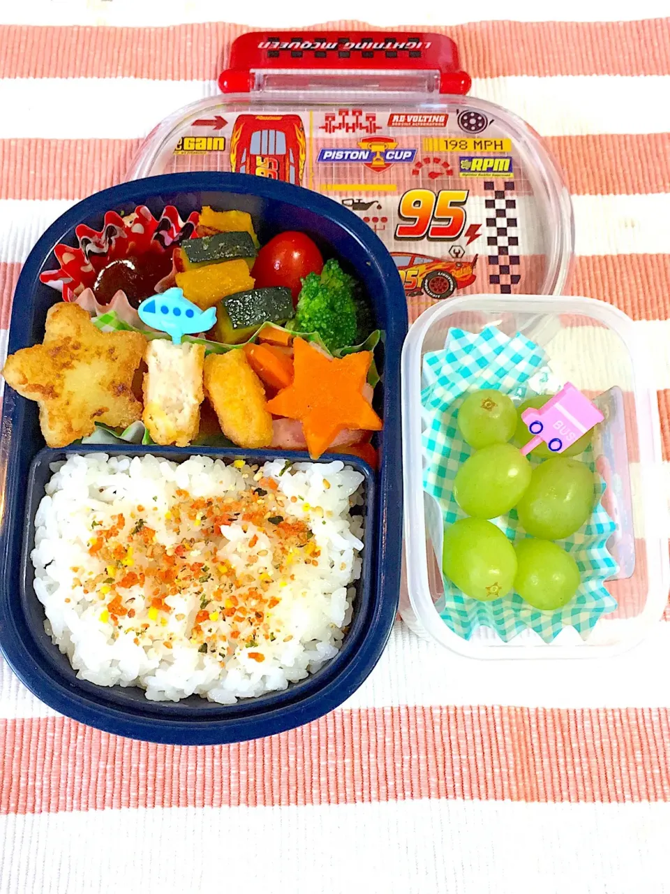 7/11☆年少☆チキポテとチャーにん弁当|ちーさん