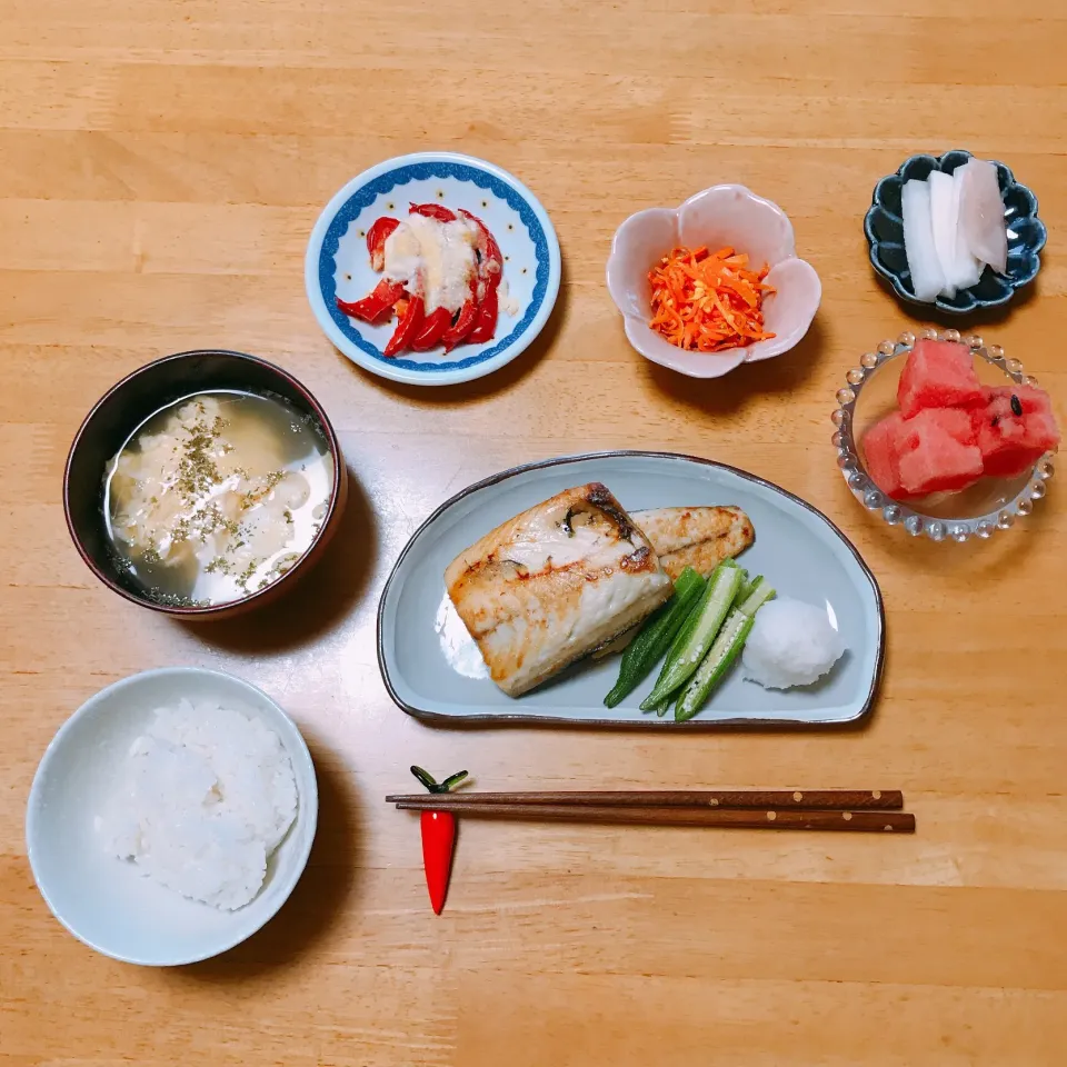 塩サバ🐟
にんじんしりしり🥕|ちゃみこさん