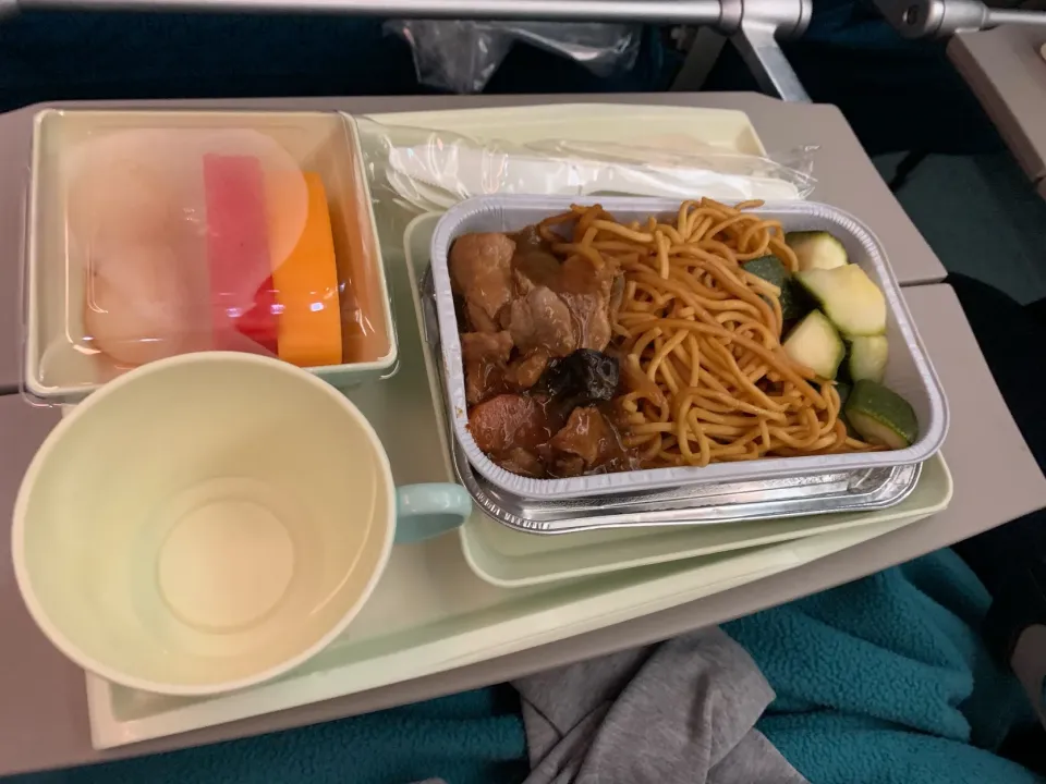 ベトナム航空
国内線機内食|Morito Kamiyaさん